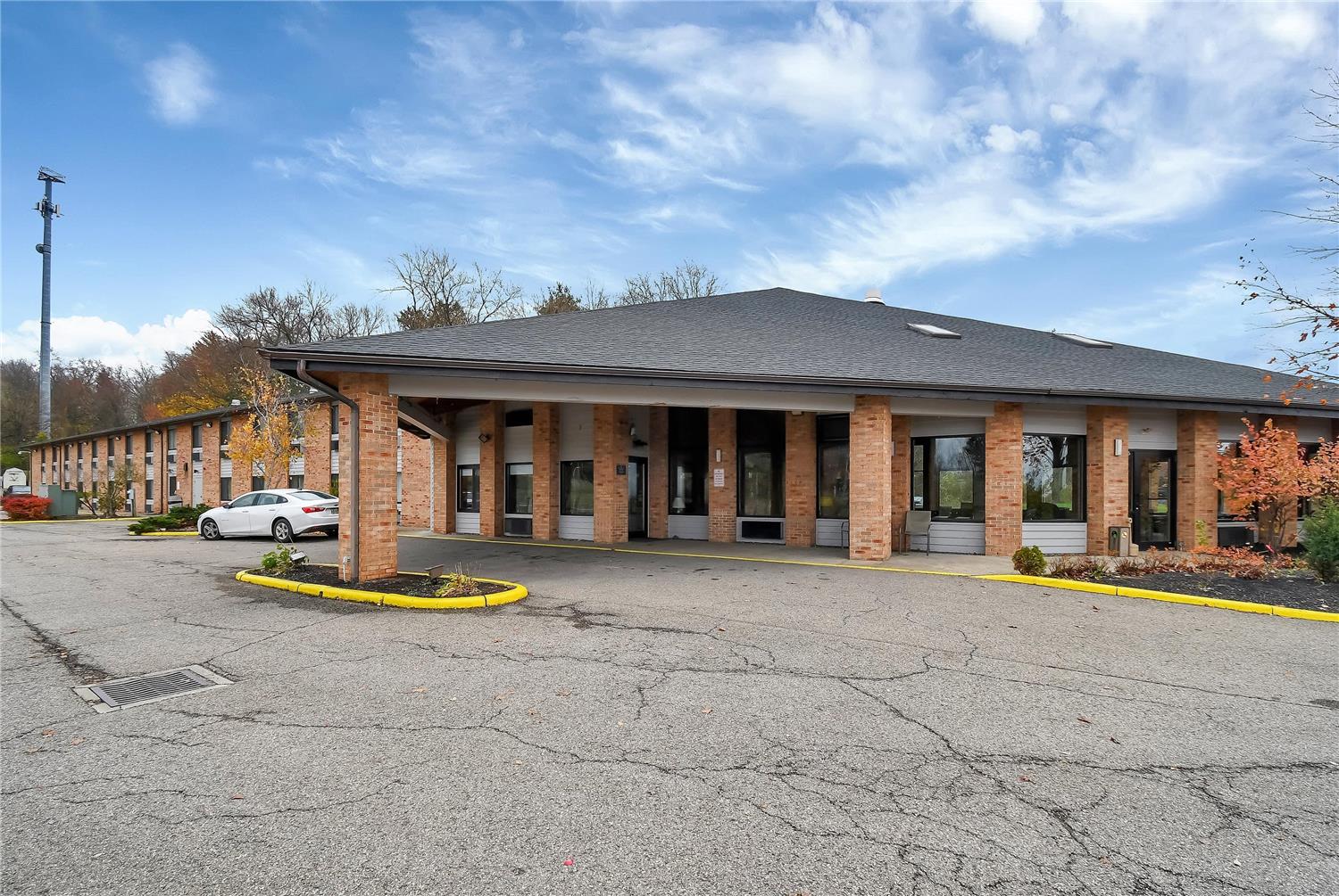 Baymont By Wyndham Zanesville 24/29