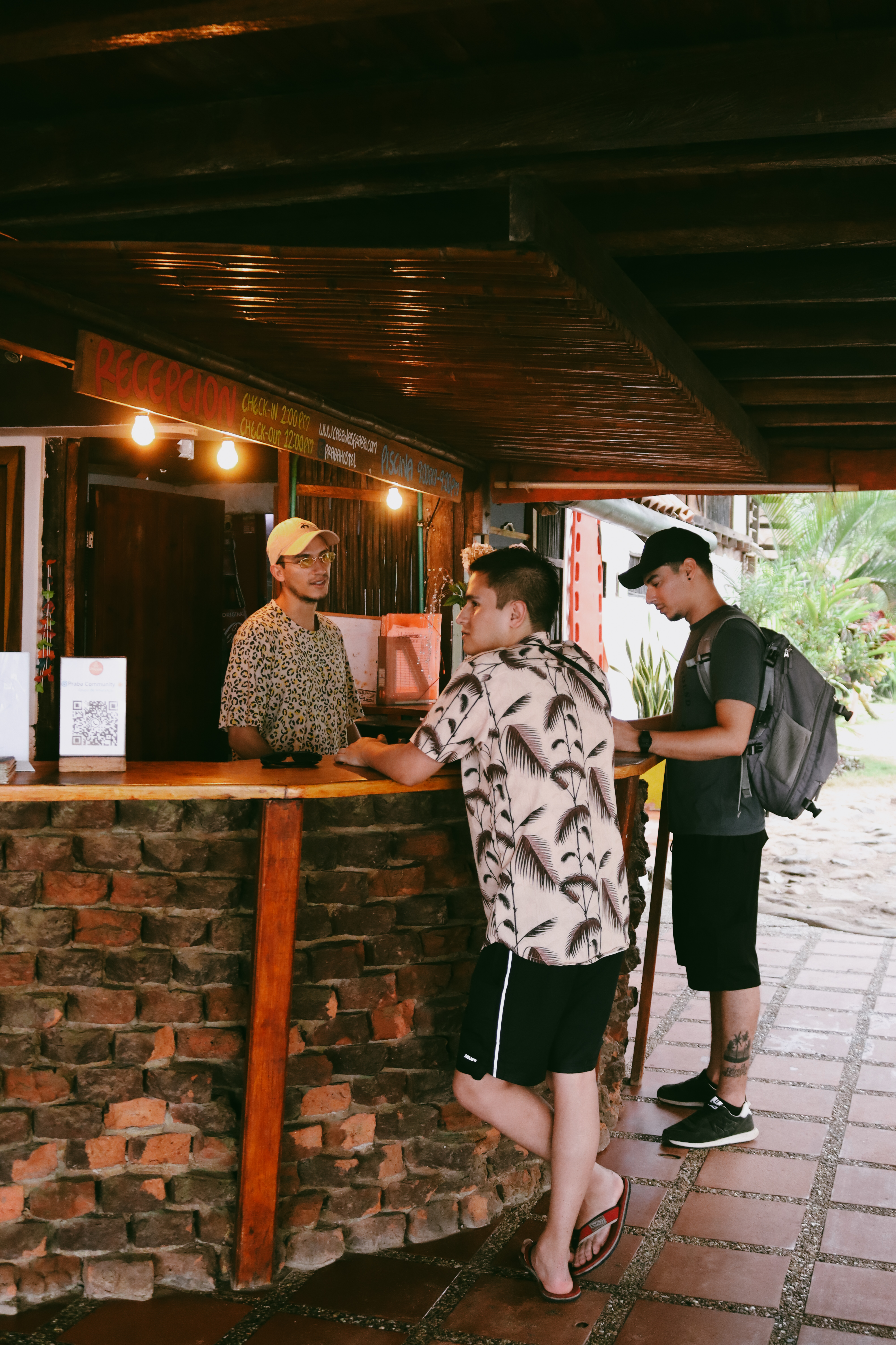Praba Hostel 6/28