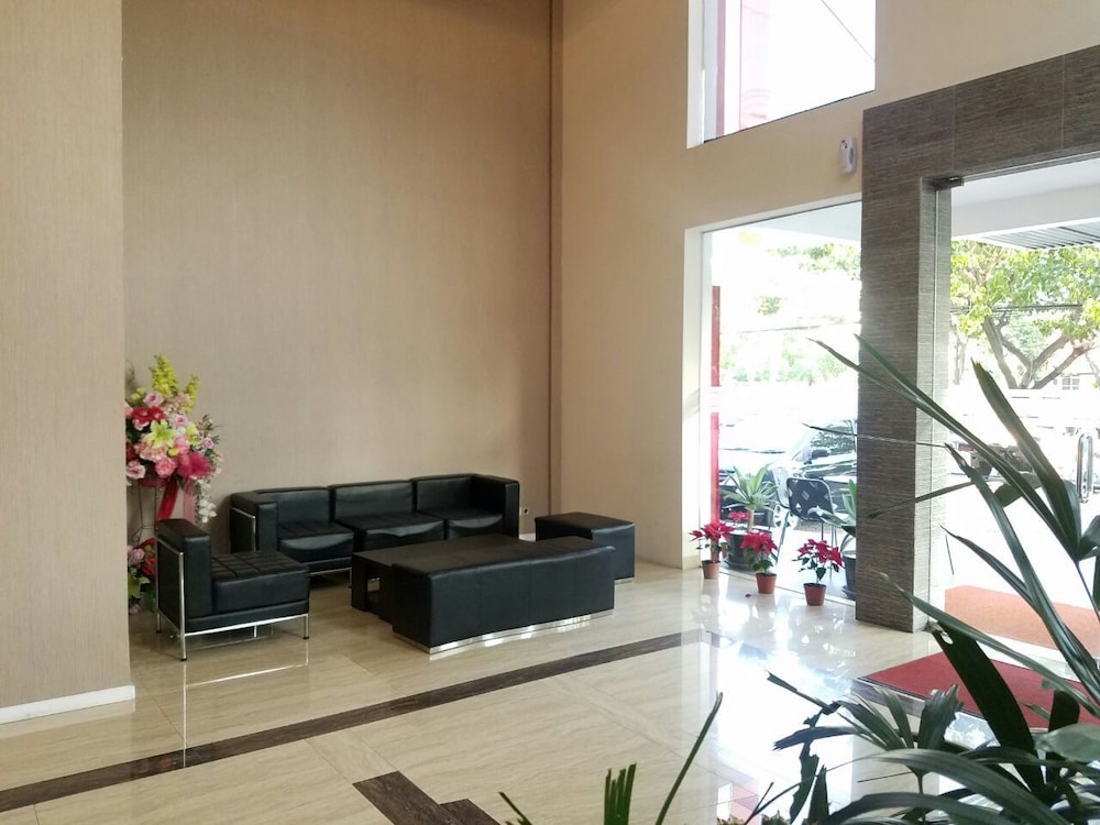 Sumi Hotel Surabaya 10/16
