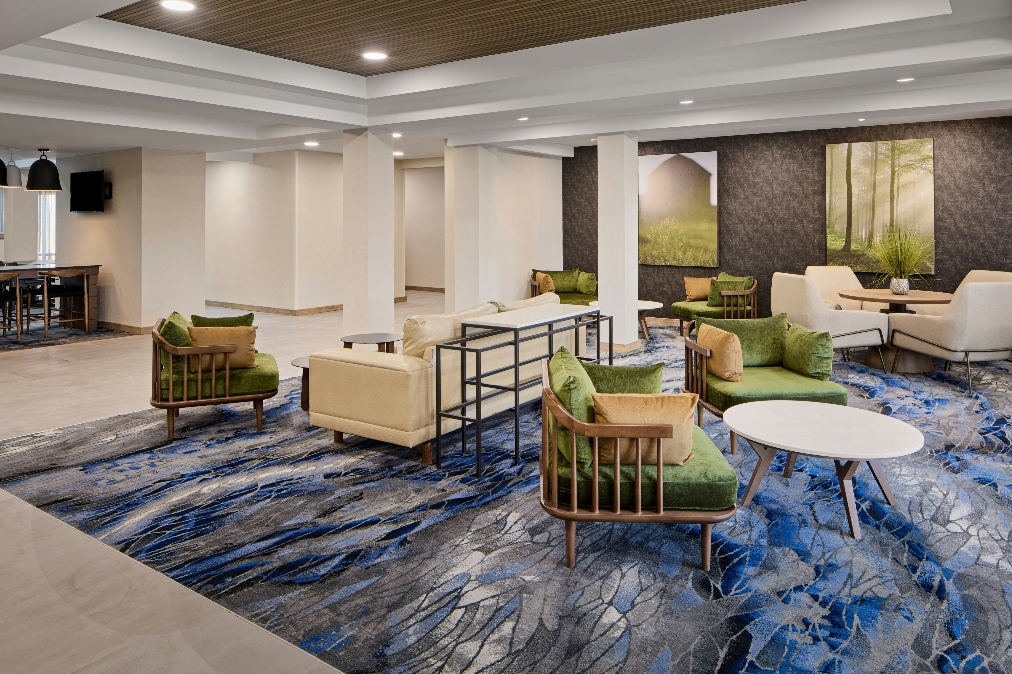 Fairfield Inn Suites By Marriott Cleveland Avon 12/22
