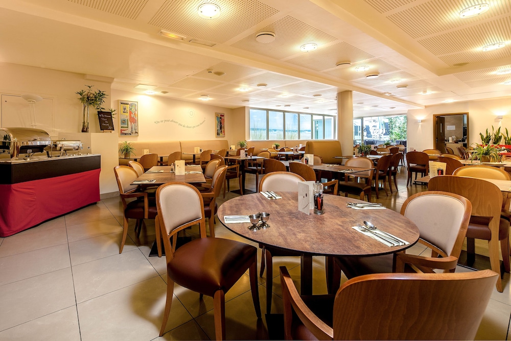Hotel Montaigne Spa 38/45