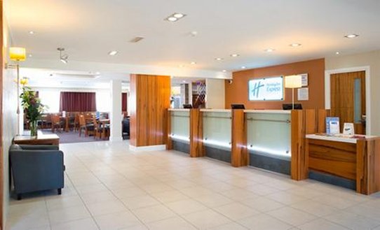 Holiday Inn Express Gatwick Crawley 7/50