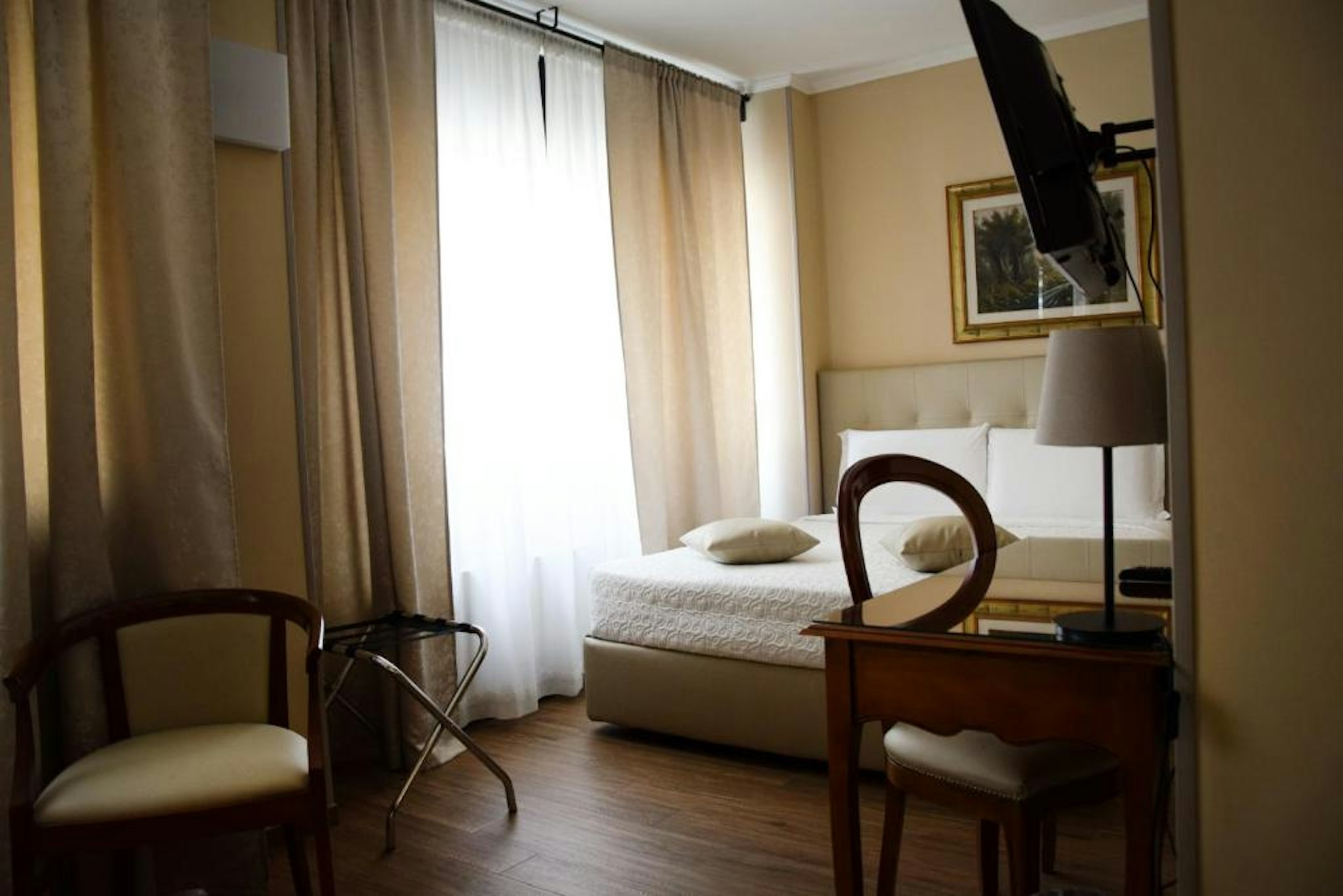 HOTEL VALENTINO DU PARC 5/22