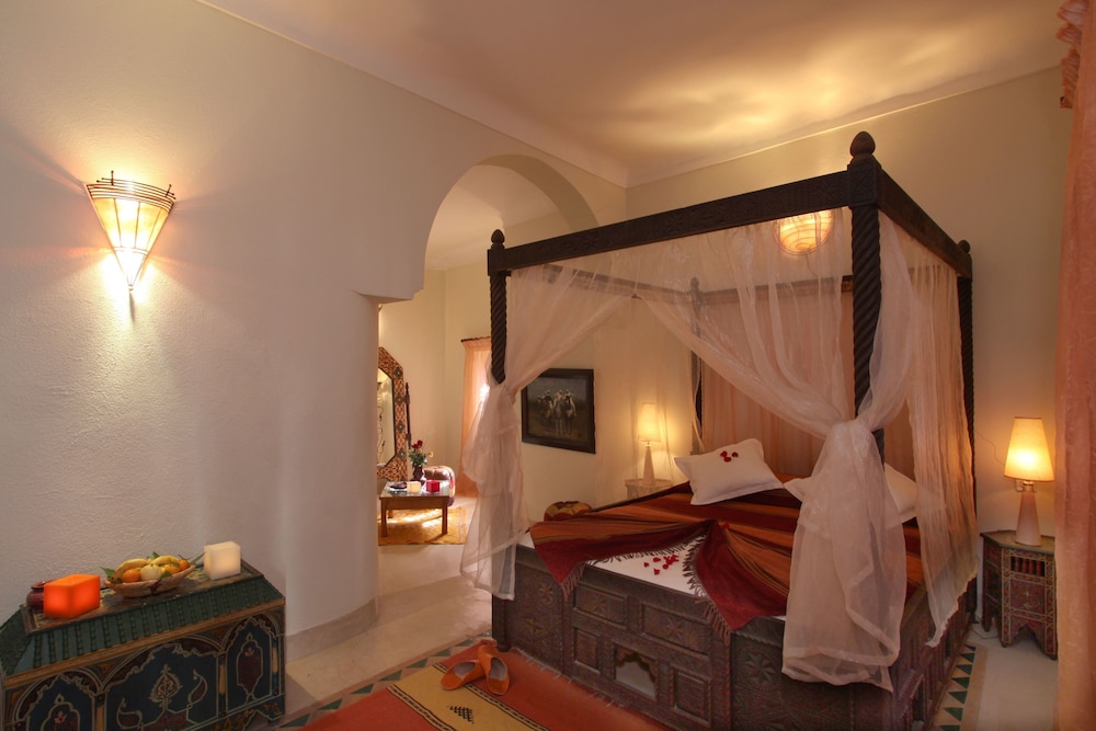 RIAD CANNELLE 41/56