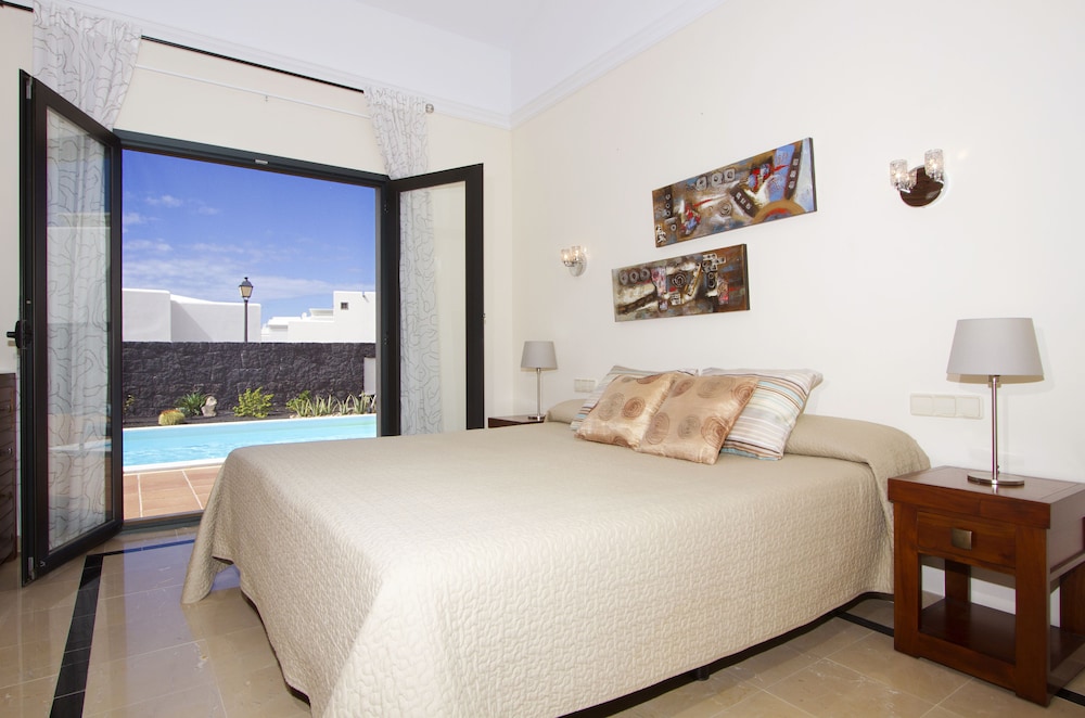 Villas Coral Deluxe 14/56