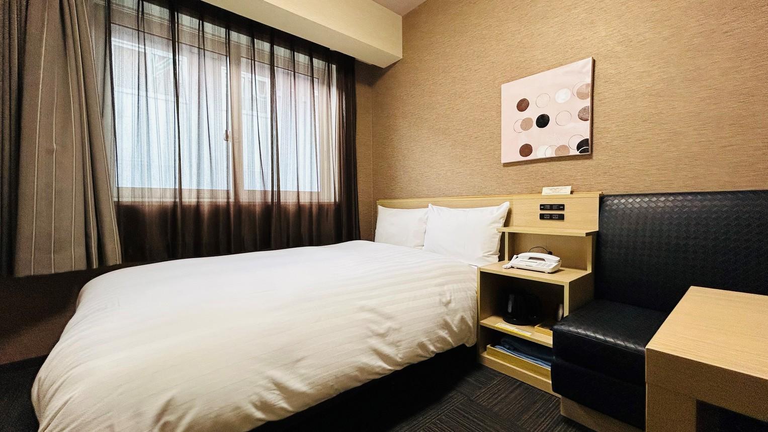 Semi Room, Semi Double Bed, Smoking Type Not Guaranteed