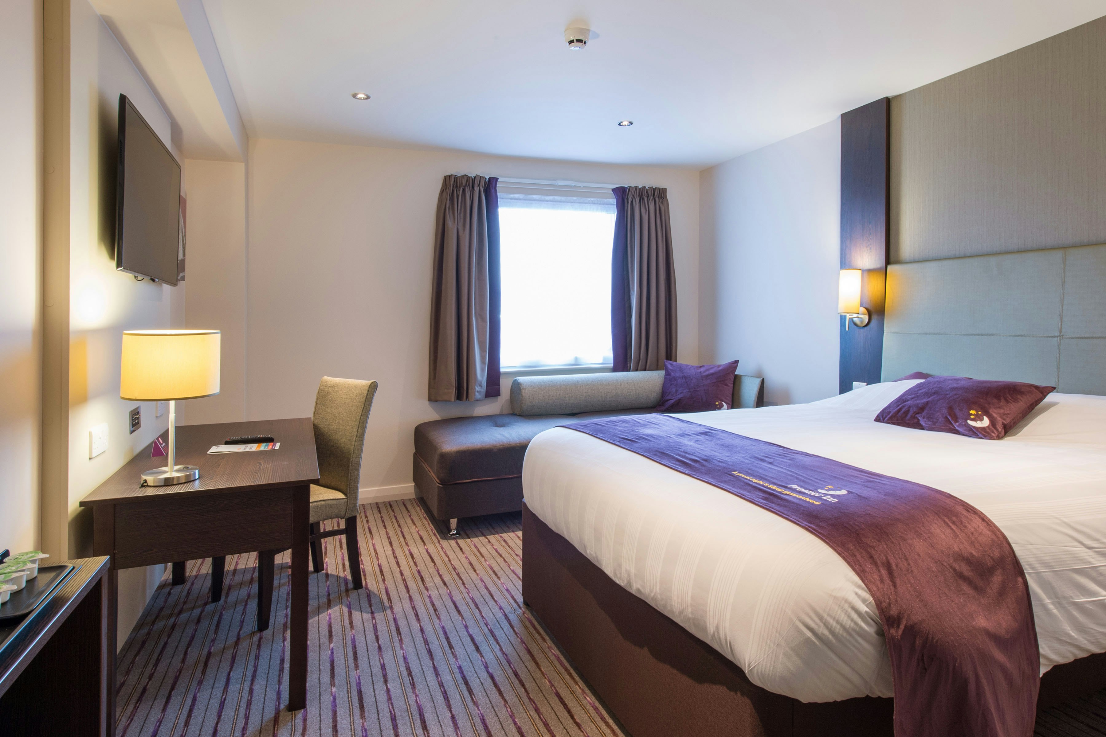 Premier Inn Portsmouth City Centre 9/25