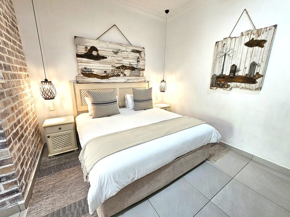 Lalapanzi Guest House 16/50