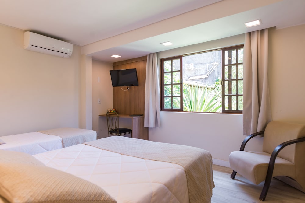 Hotel Serra Everest 16/50