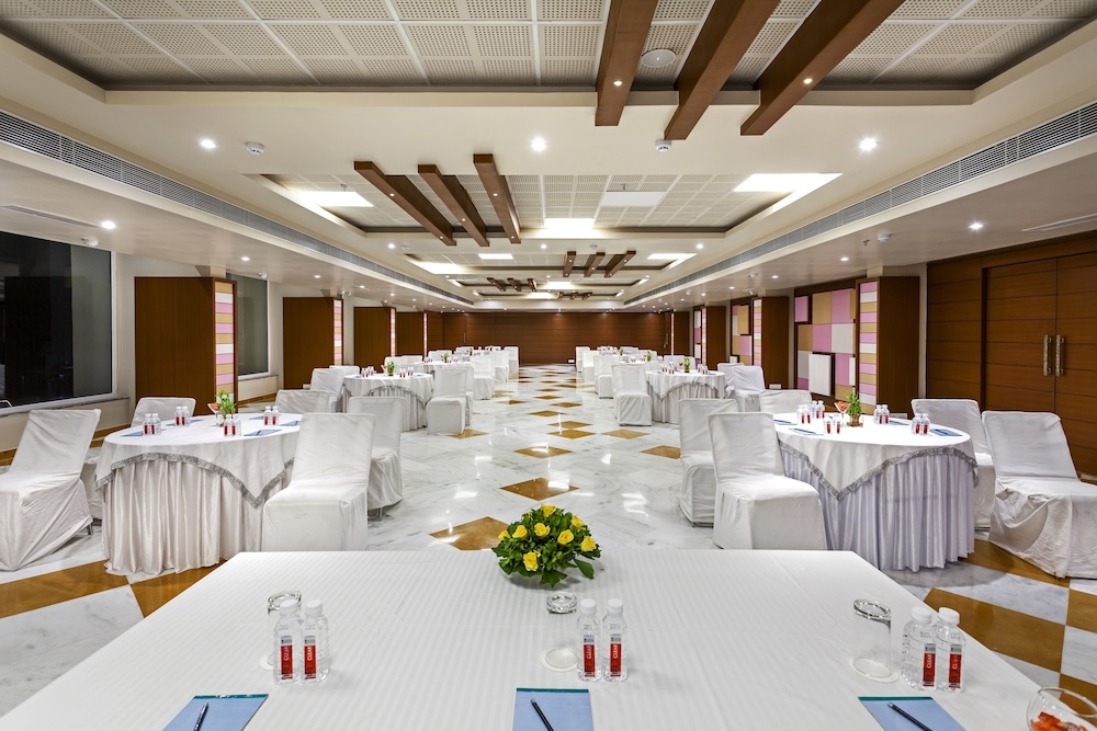 Justa Sajjangarh Resort And Spa 38/50