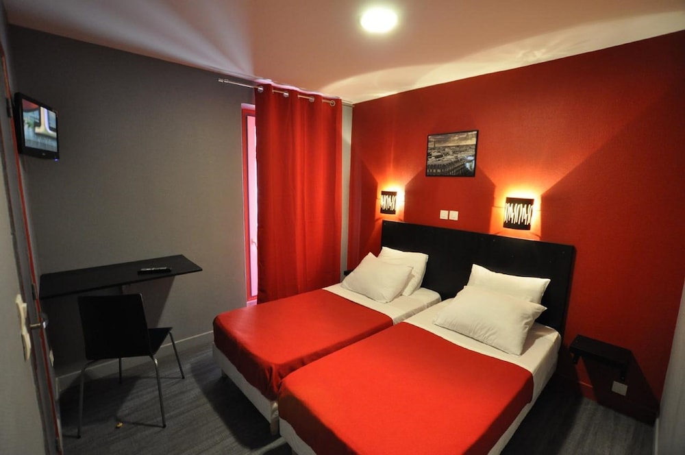 Hipotel Paris Gambetta Republique 22/58