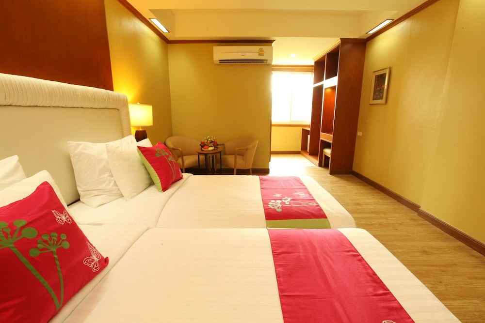 Phuphaphung Resort 11/50