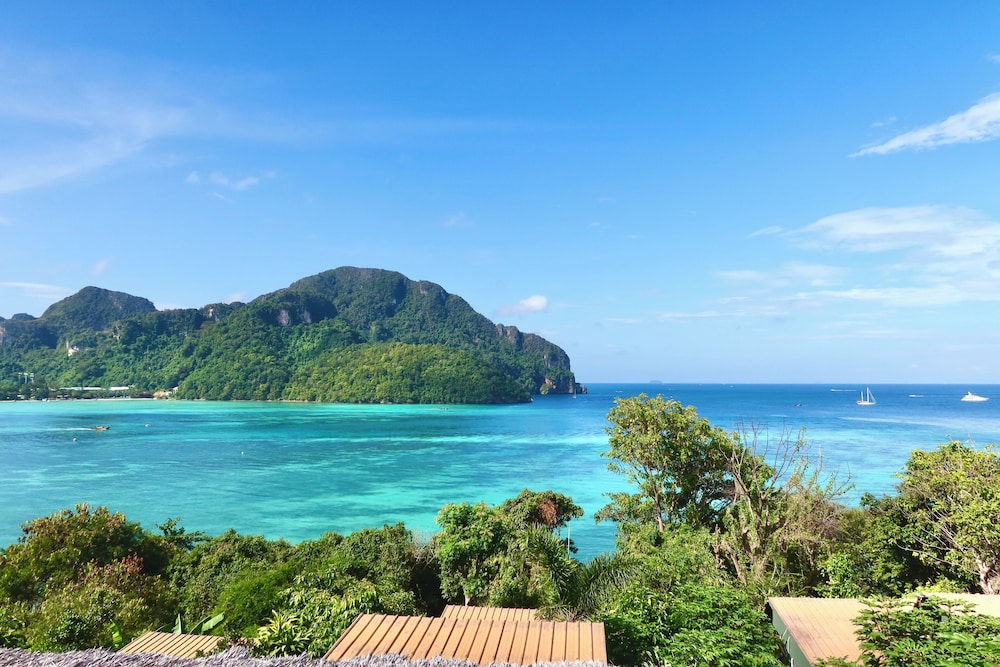 PHI PHI SEA SKY RESORT 59/66