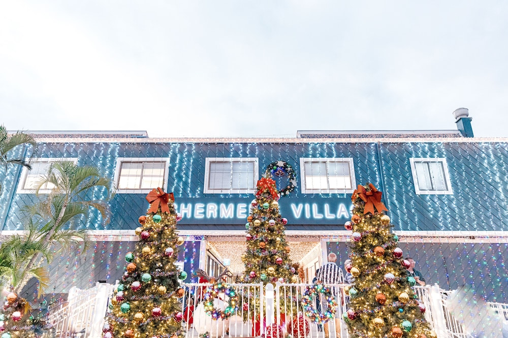 Fishermens Village Resort 4/48