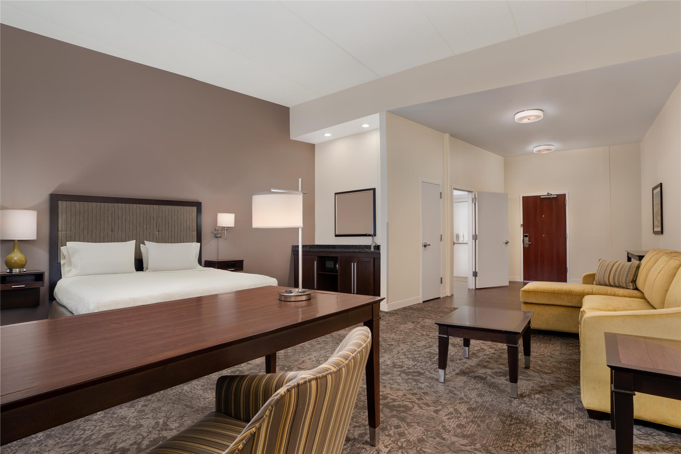 Hampton Inn And Suites Rockville Centre 31/85
