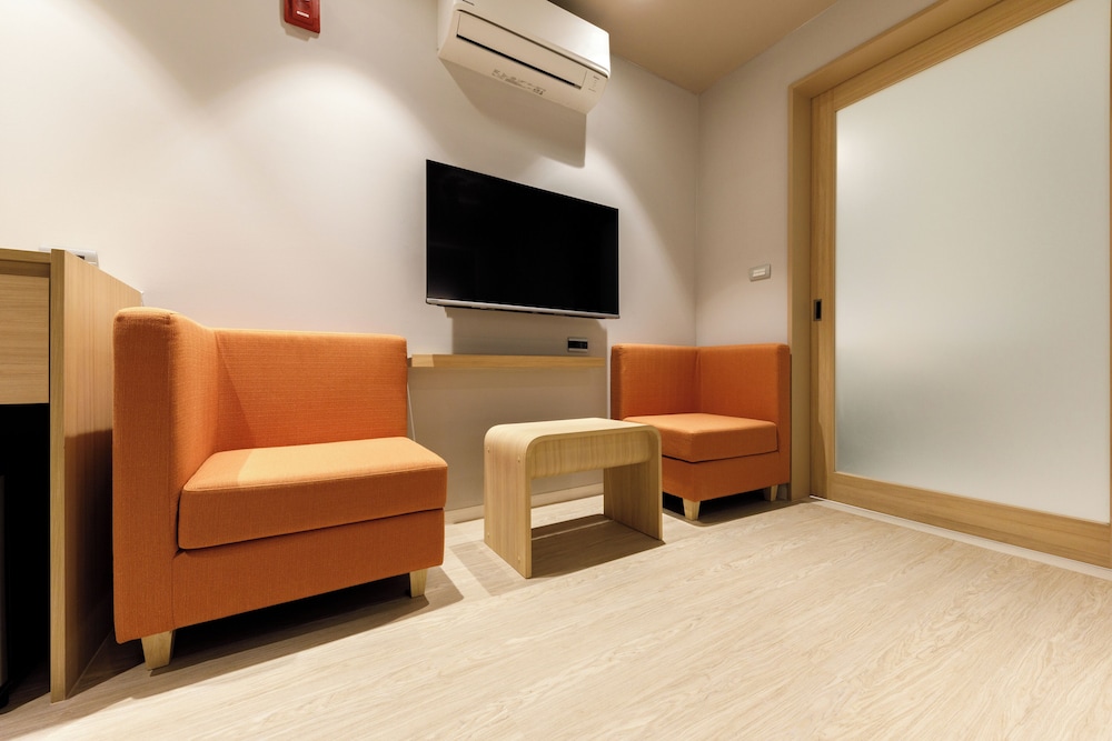 Nishitetsu Hotel Croom Bangkok Silom 25/50
