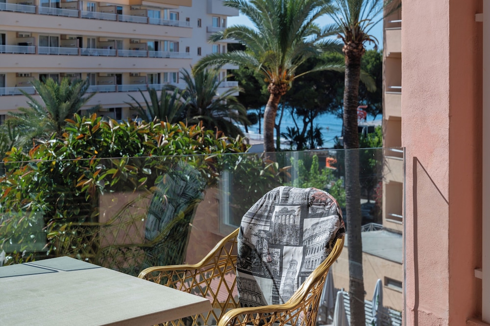 Hotel Playas de Paguera 43/50