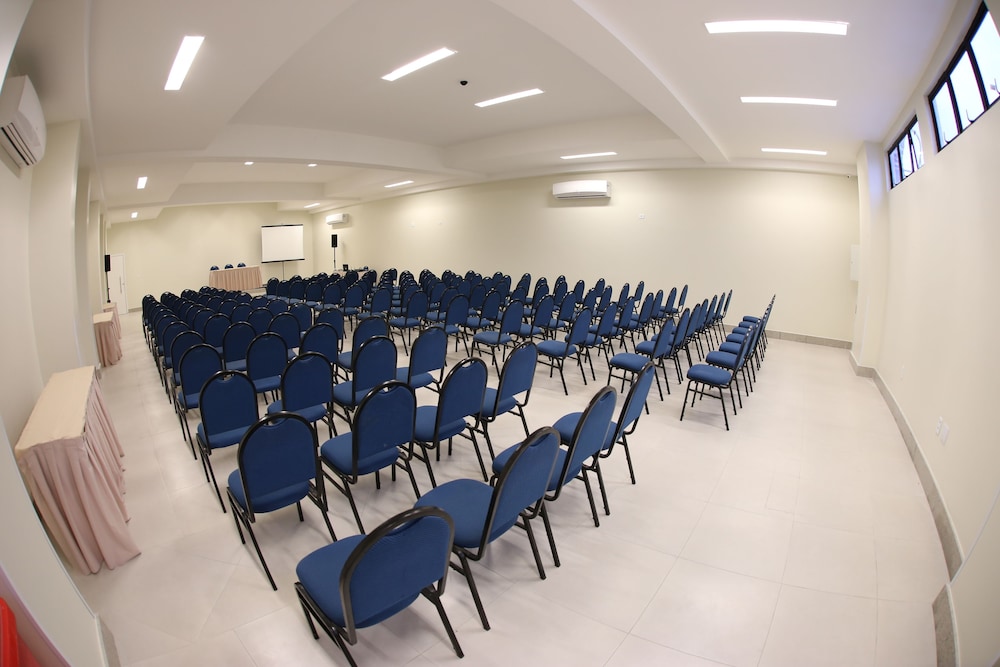 Real Praia Hotel 35/40