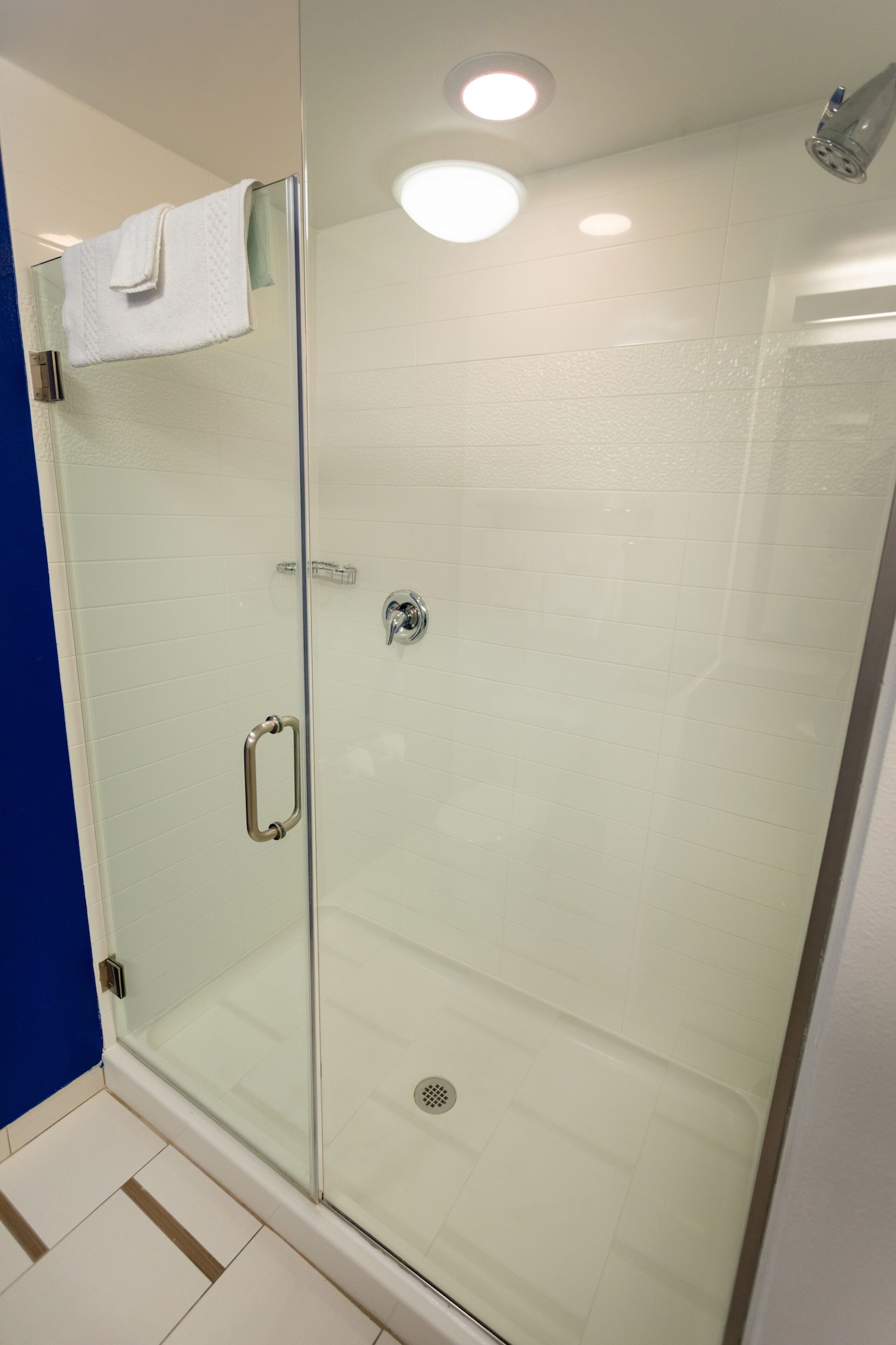 غرفة بسرير كينج، Fairfield Inn & Suites by Marriott Athens I-65 4/4