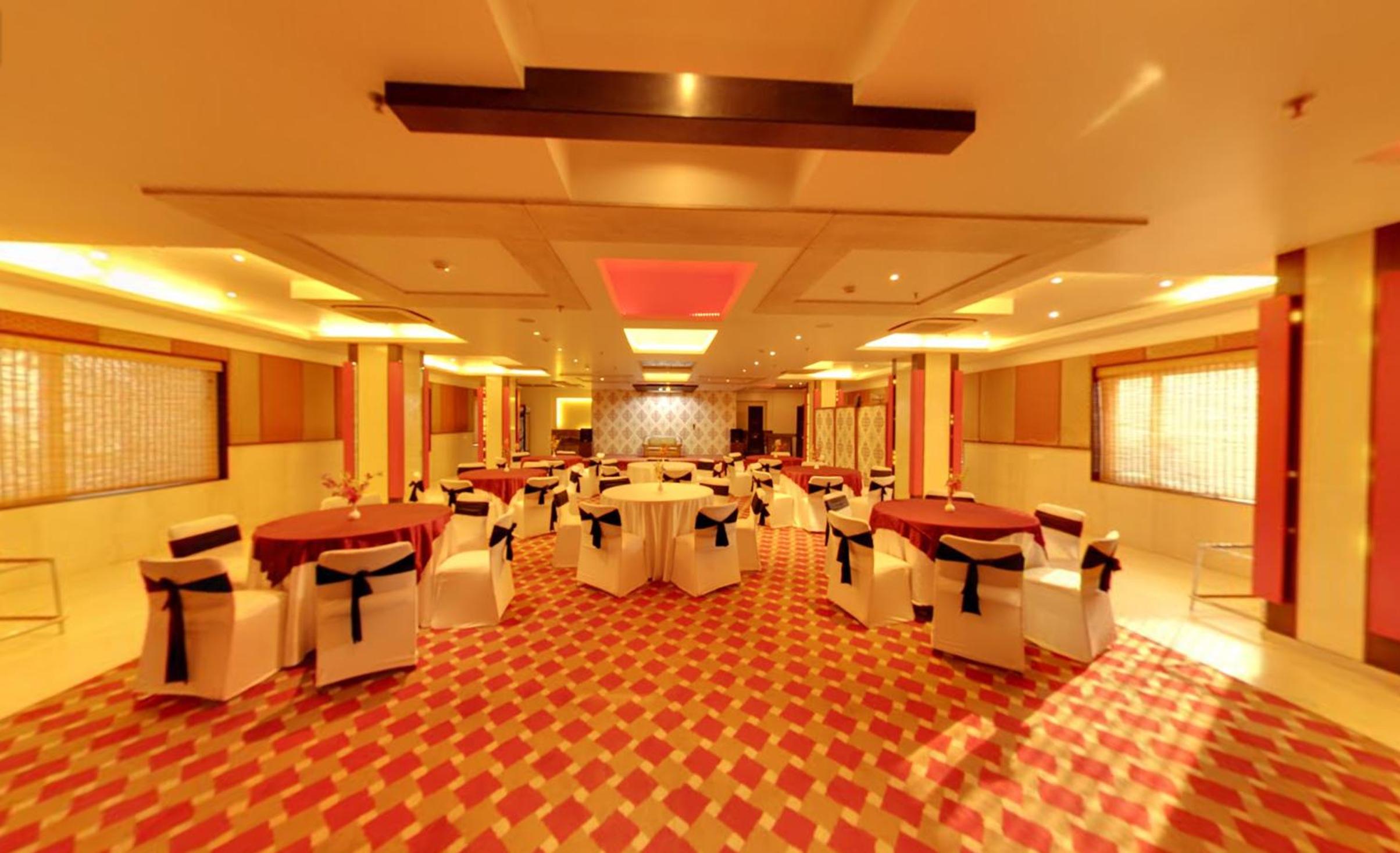 Hotel Royale Ambience 20/32