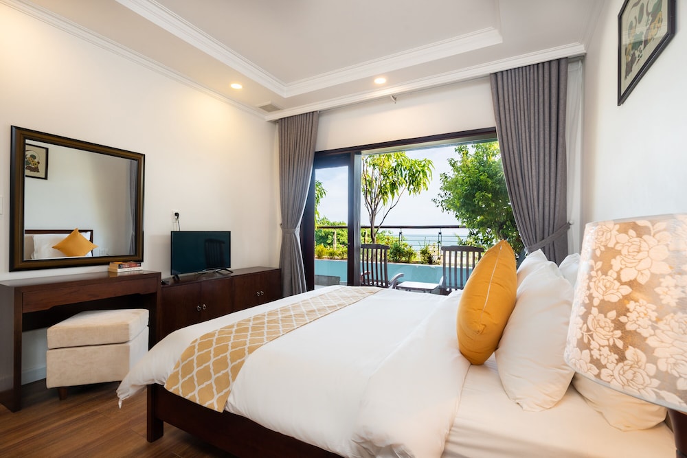 غرفة عائلية بسريرين مزدوجين بإطلالة على البحر، Hoang Ngoc Beach Resort 3/10