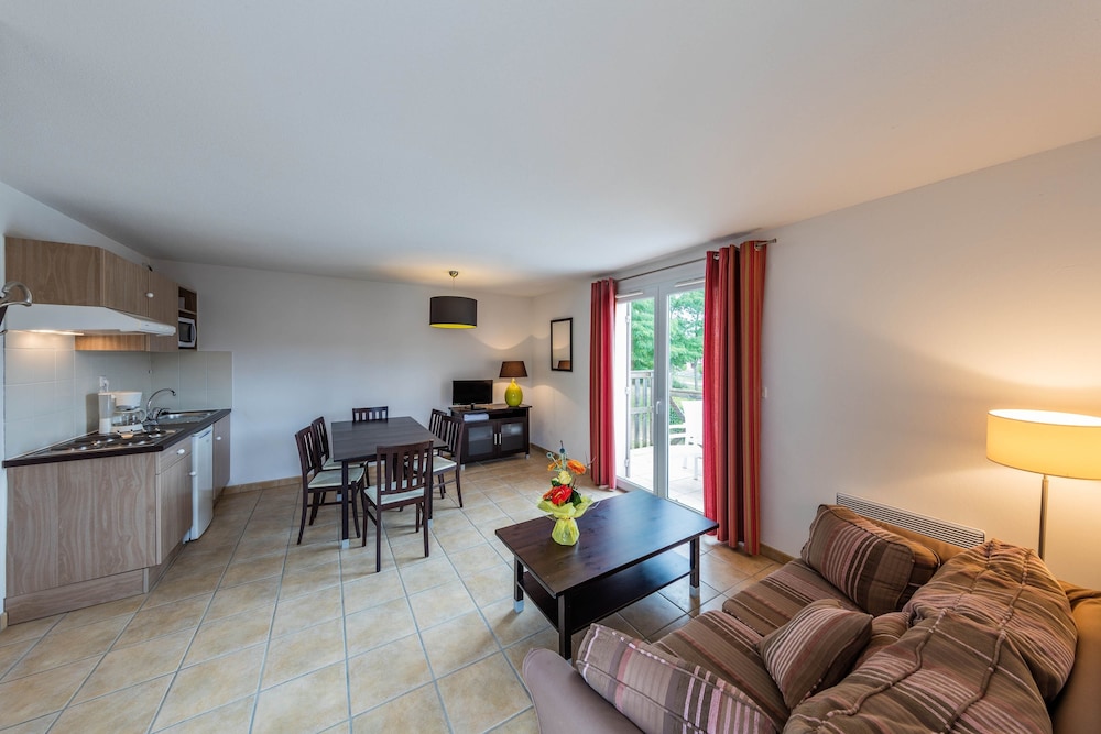 Vacanceole - Le Golf d Albret 29/57