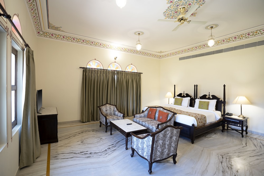 The JaiBagh Palace 10/38