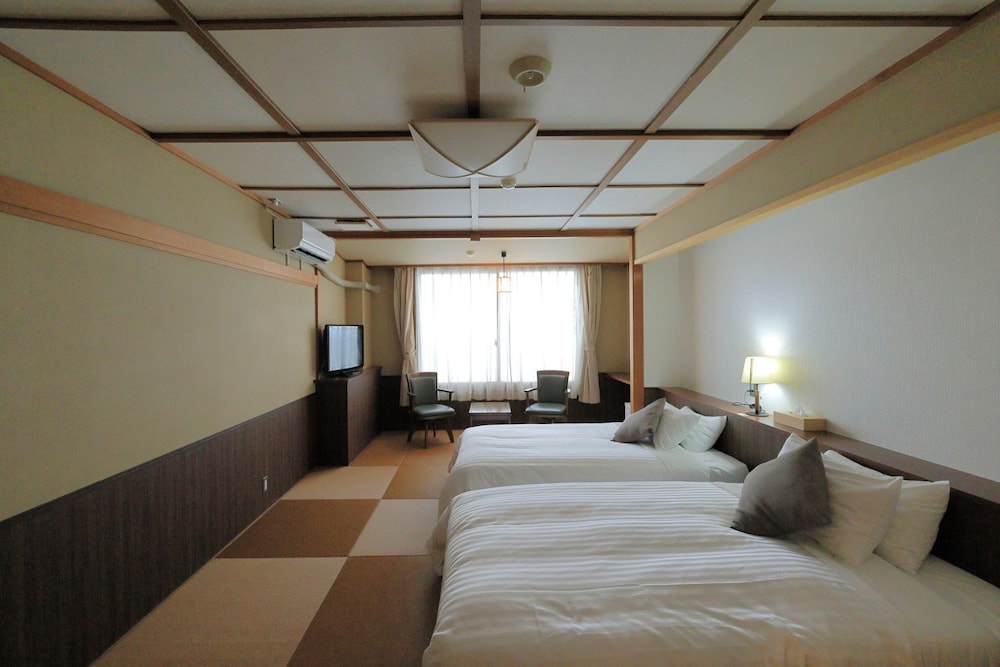 mt. inn 10/50