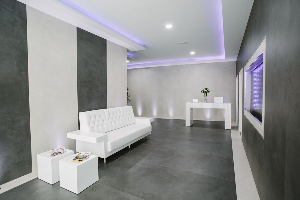 Valentina Beach Apartments And Suites 4/57