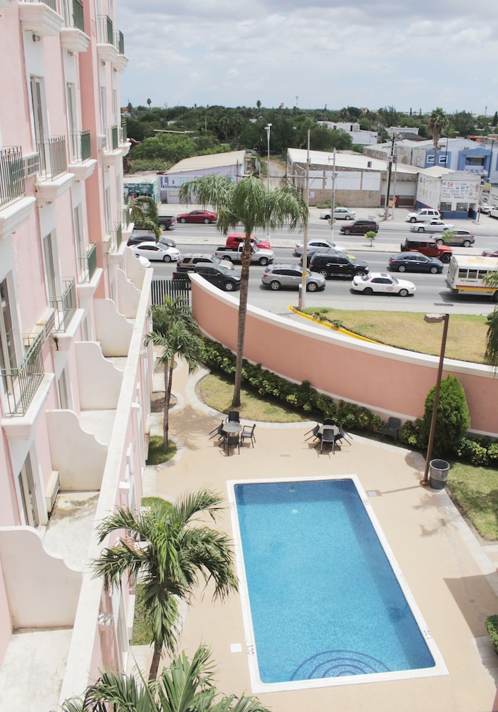 Hotel Residencial Inn Suites 22/22