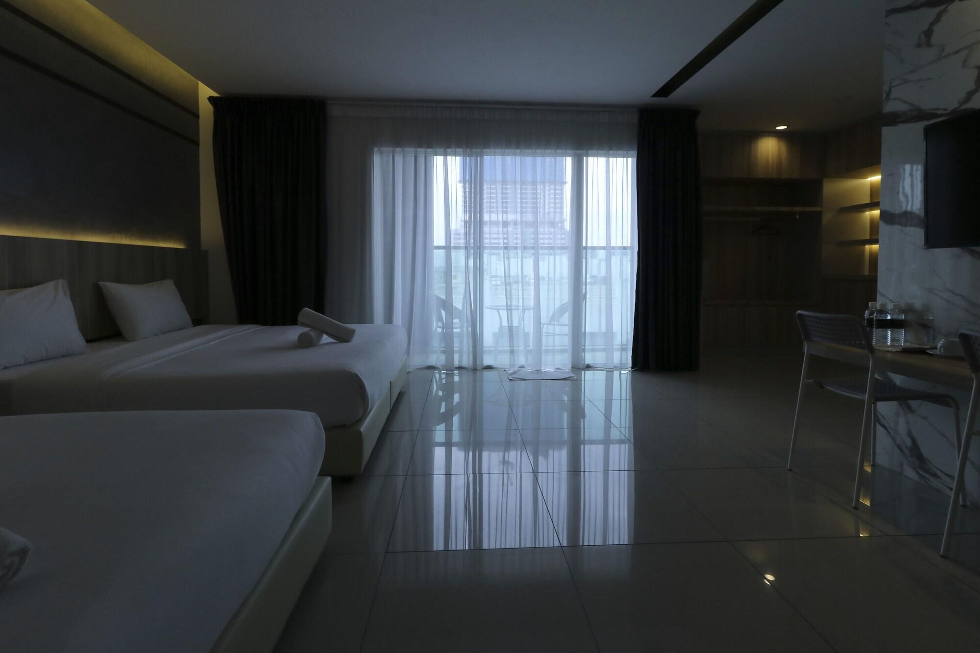 Suite Dreamz Hotel 7/51