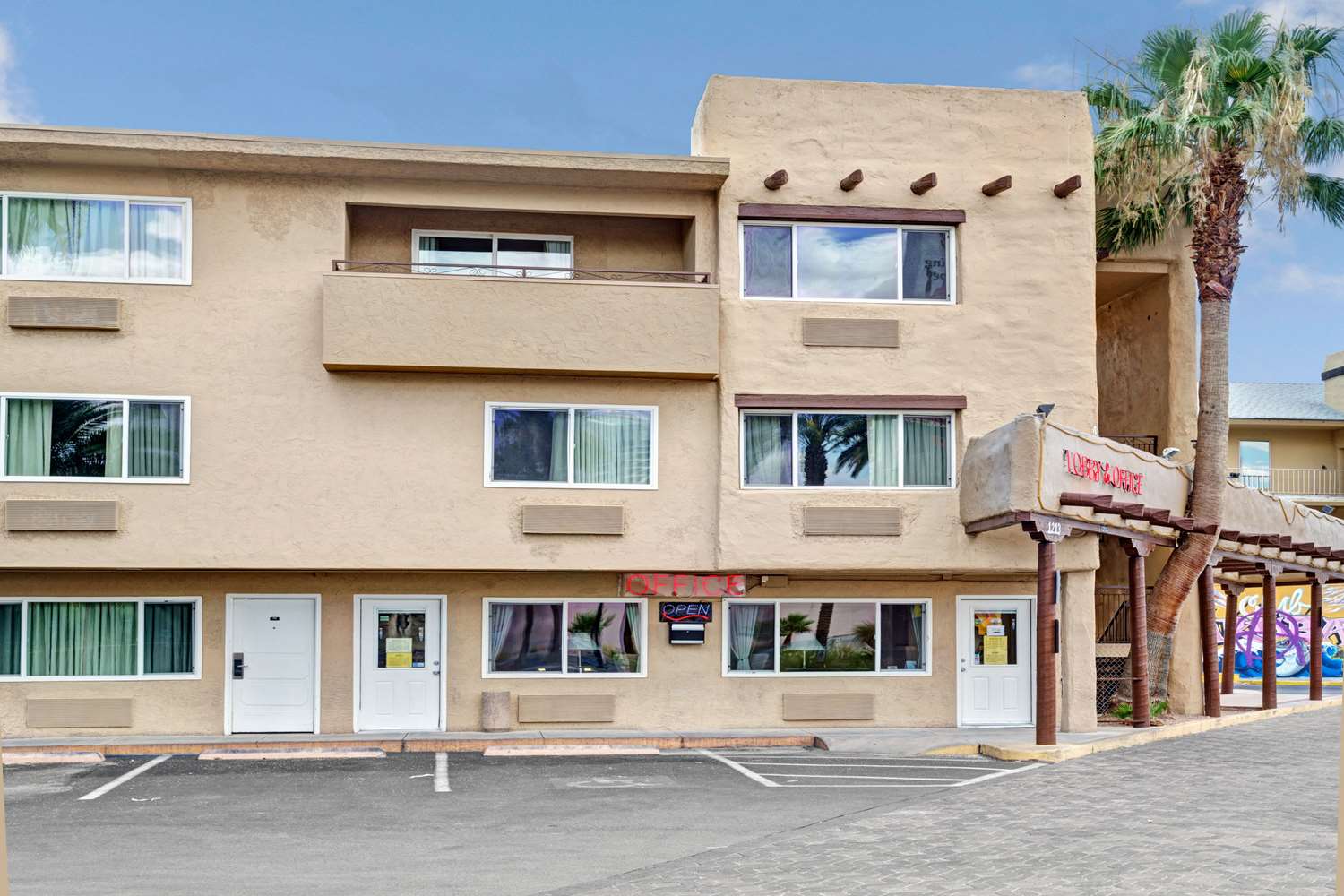 Super 8 By Wyndham Las Vegas North Strip/Fremont St. Area 2/12
