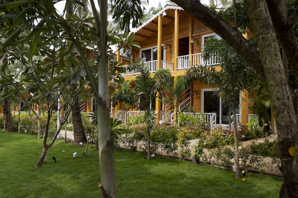 Aralea Beach Resort by Stone Wood Morjim 30/47
