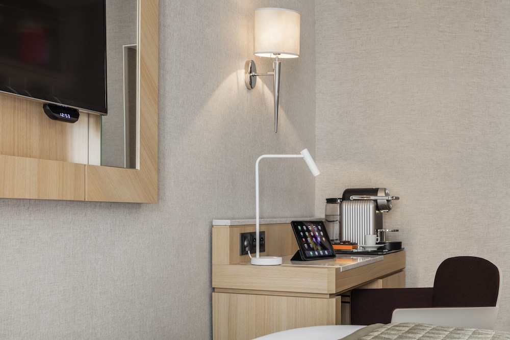 Hotel Louvre Saint Honore 48/51