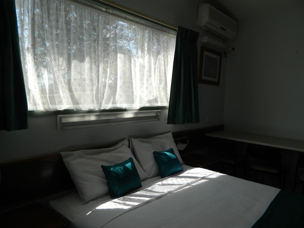The Coachman Motel 29/42