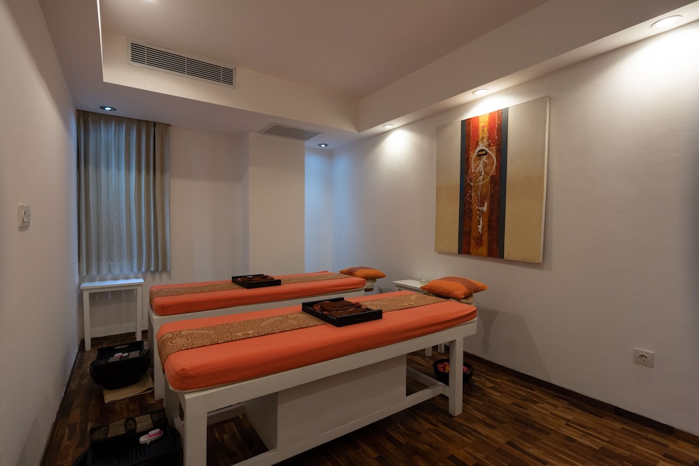 The Bene Hotel Kuta 34/68