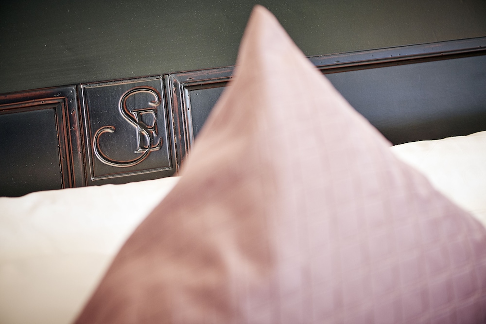 Hotel Eden Spiez Swiss Quality 24/68