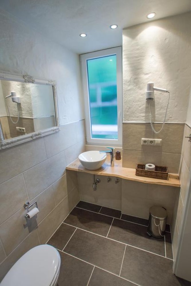Mosellandhotel Im Enderttal Zum Onkel Willi 33/37