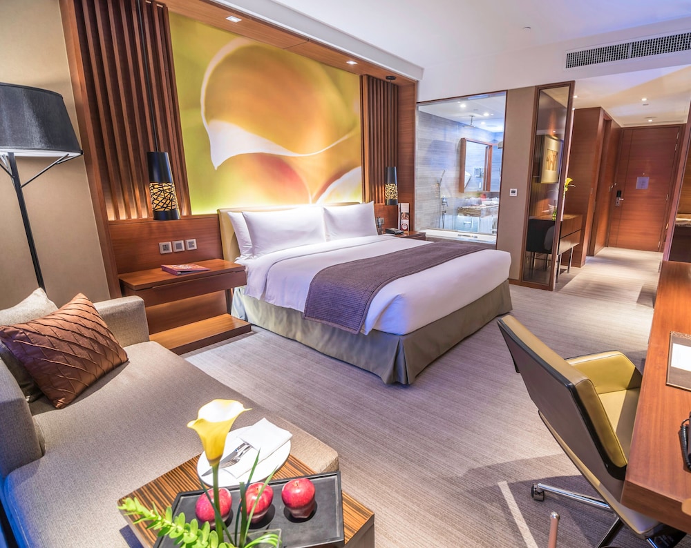 Club, 2 Double Beds, Marco Polo Ortigas Manila 6/8