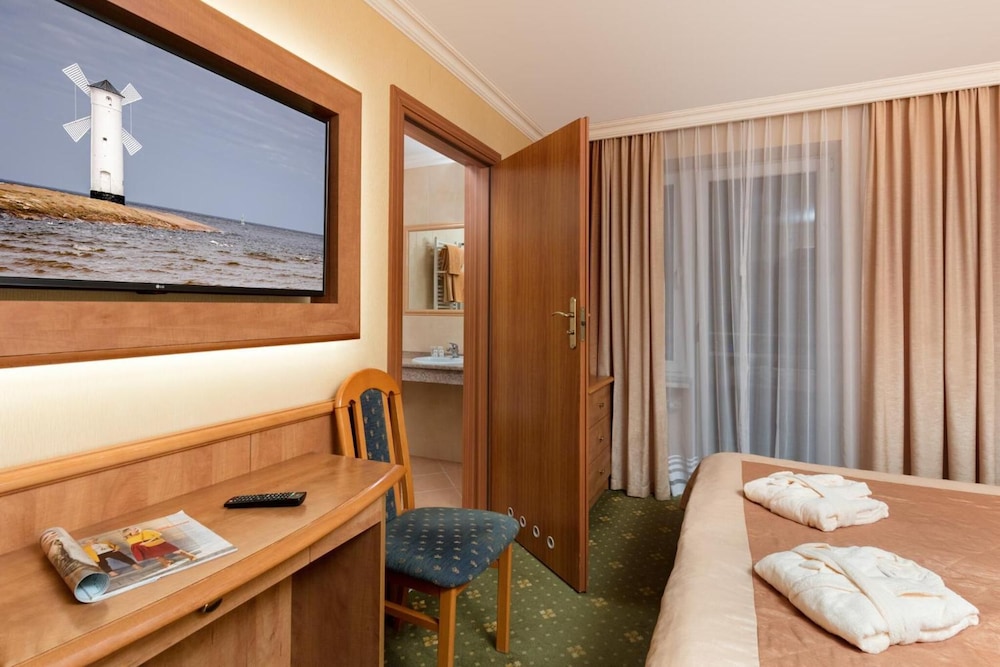 Hotel Polaris Iii 28/64