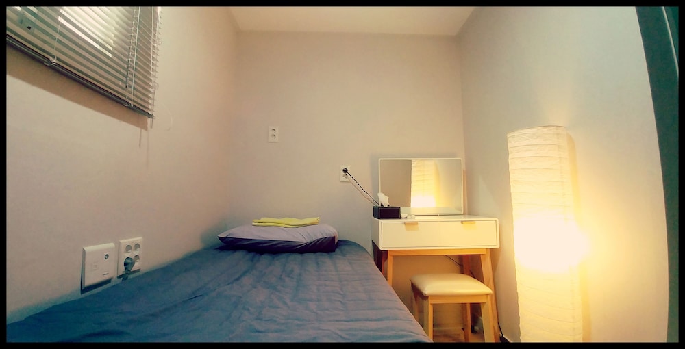 24guesthouse Sinchon 21/33