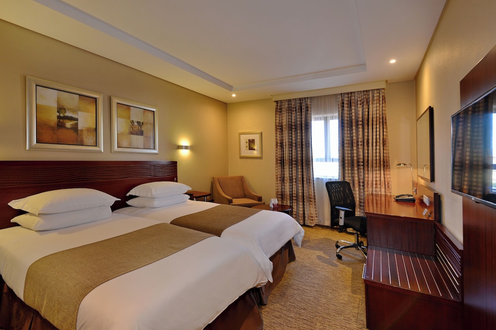 ROOM, TWIN BEDS