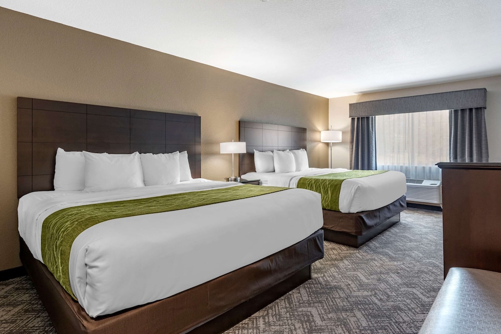 Comfort Inn & Suites Tualatin - Lake Oswego South 28/60