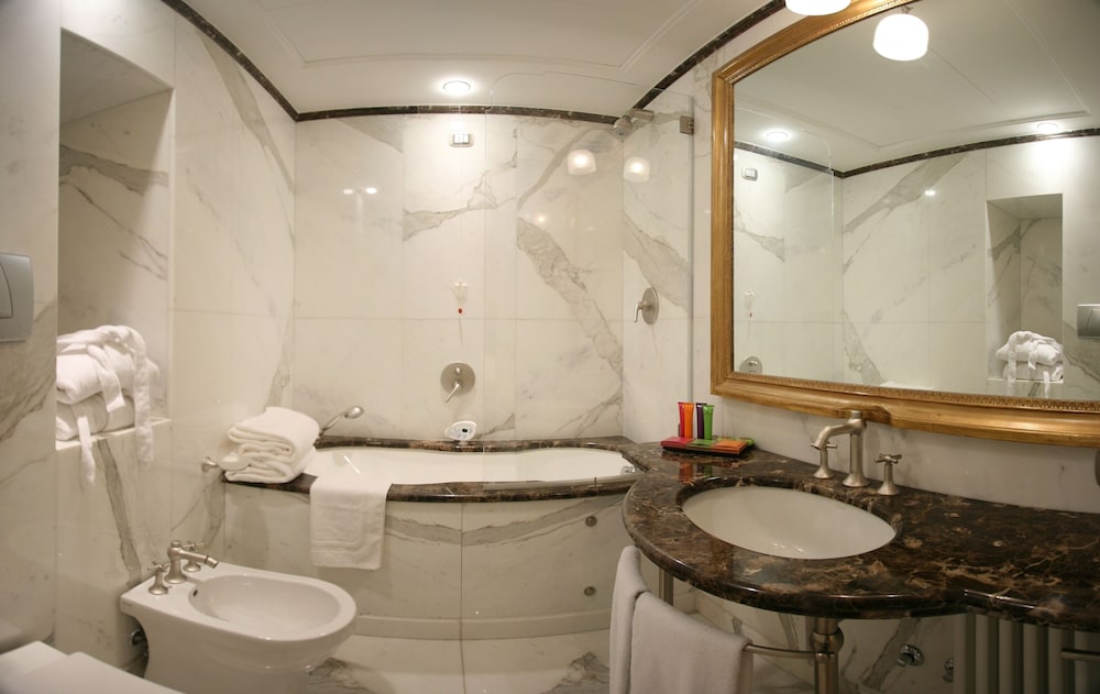 Hotel Villa Duse 45/50