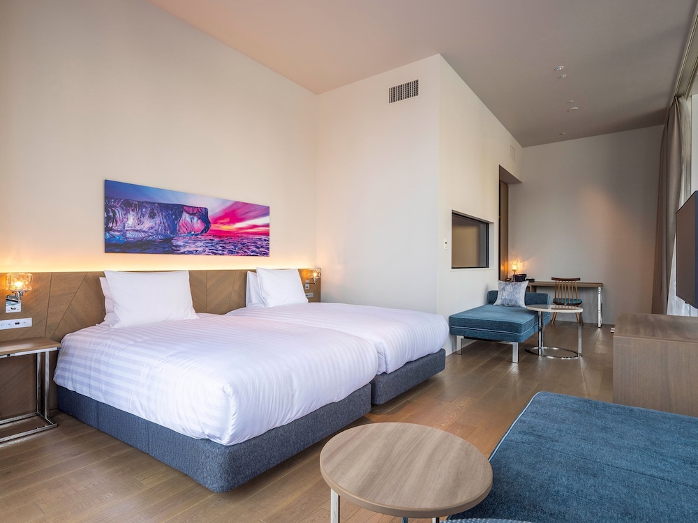 JUNIOR SUITE, TERRACE, CORNER