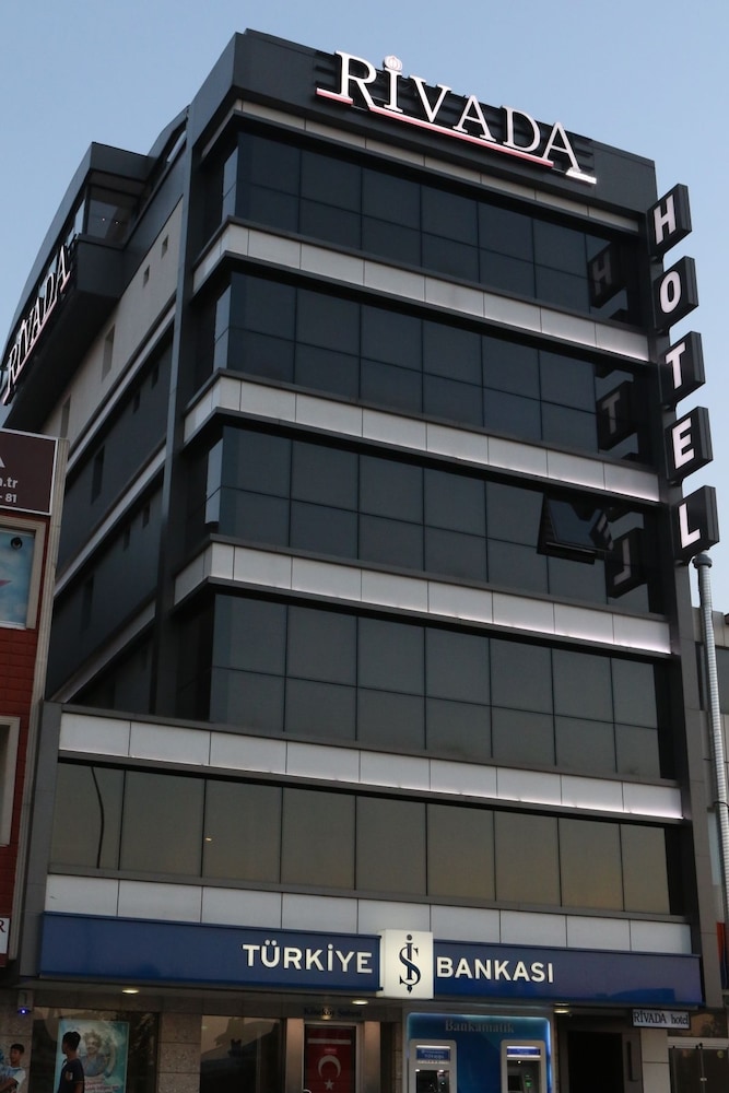 Rivada Otel 1/40