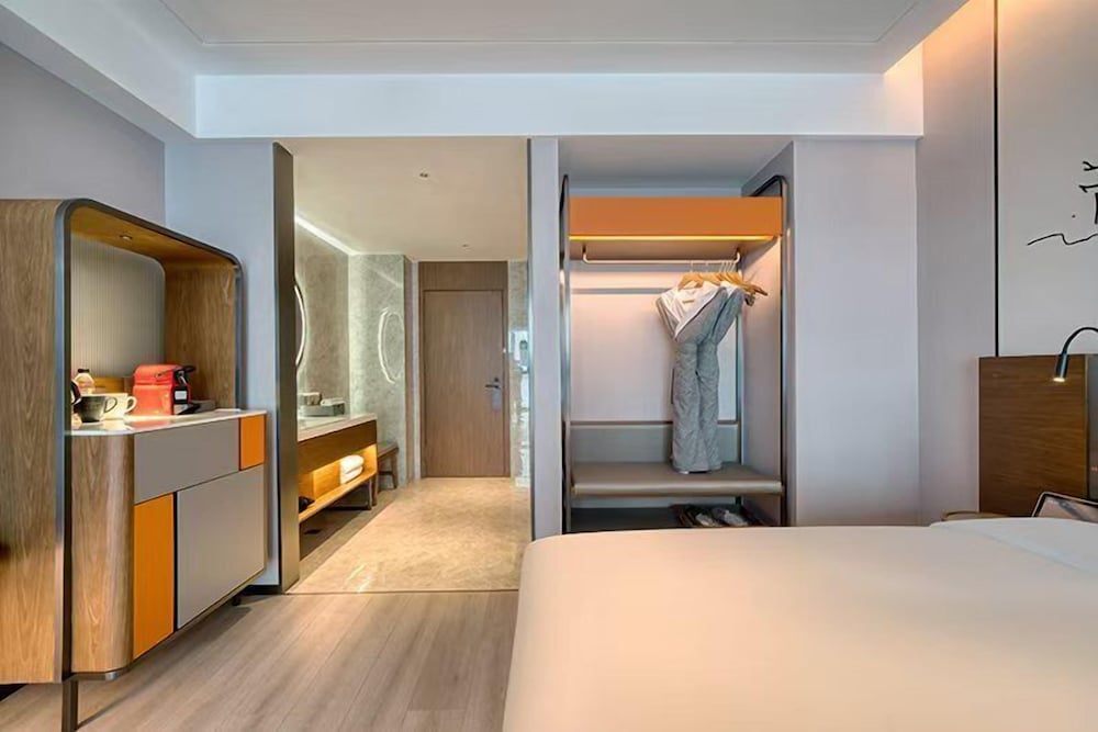 UrCove by Hyatt Hangzhou North Grand Canal 14/32