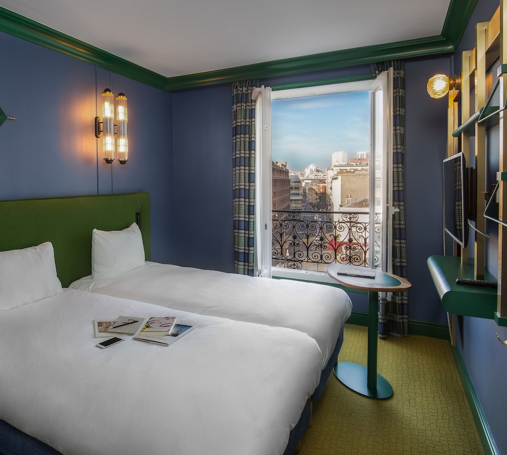 STANDARD, TWIN BEDS