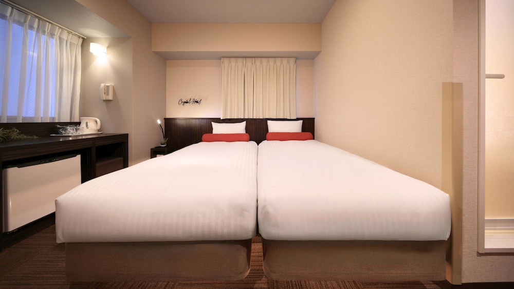Nipponbashi Crystal Hotel 24/50