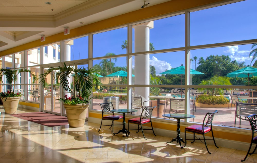 Rosen Plaza Hotel 52/68
